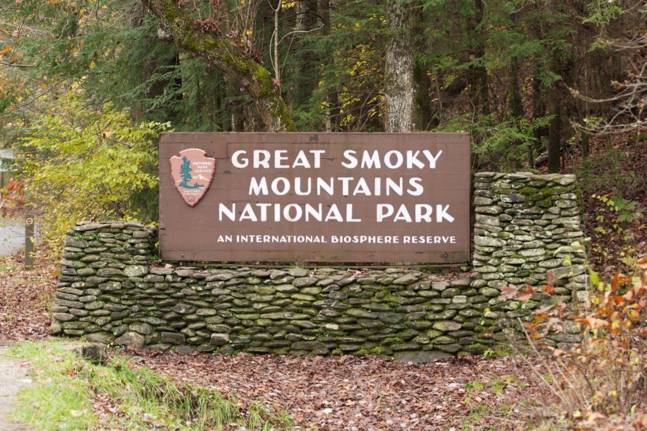 Вилла Smoky Mountain Gem Гатлинбург Экстерьер фото