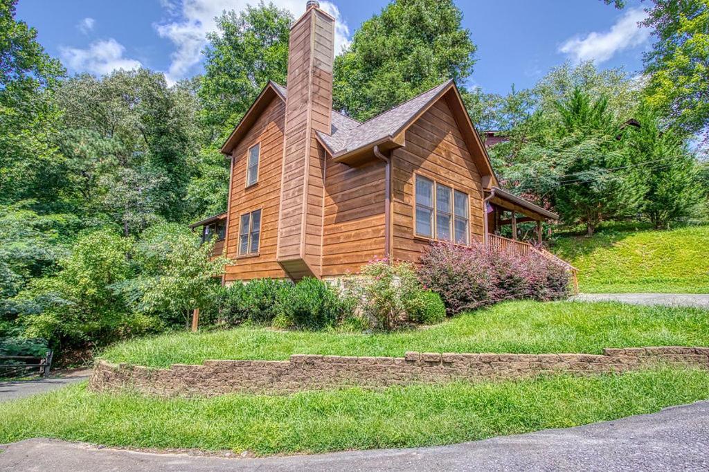 Вилла Smoky Mountain Gem Гатлинбург Экстерьер фото